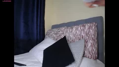 Snapshot of ivonnehills_19 chatting on 04.19.26 Ivonne online show from 04.19.26