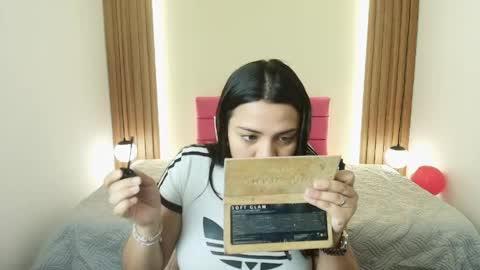 I V O N N E R O S S online show from 04.27.26