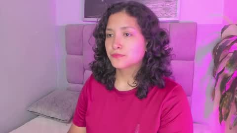 Snapshot of ivy_and_molly chatting on 09.26.25 Ivy and Molly online show from 09.26.25