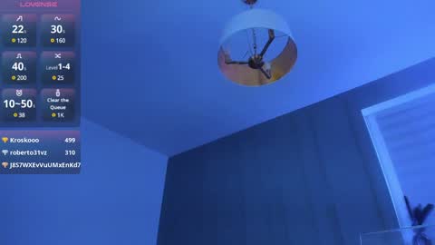 Snapshot of ivy_lovel chatting on 12.27.24 Ivy online show from 12.27.24