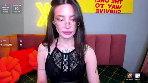 Snapshot of ivydainty chatting on 05.29.26 Ivy online show from 05.29.26
