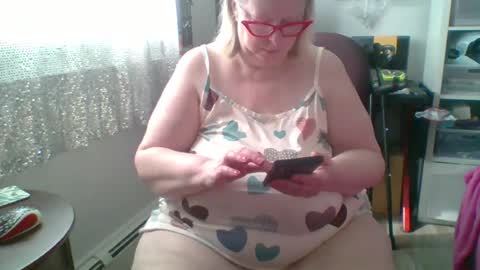 Snapshot of ivyjane3522 chatting on 07.02.26 ivyjane3522 online show from 07.02.26