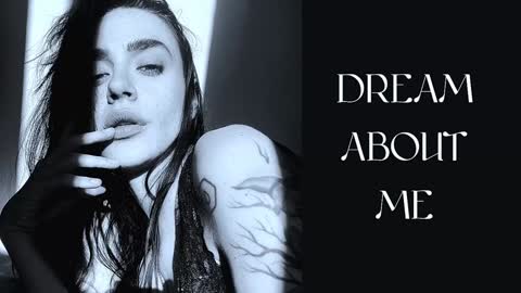 Snapshot of ivyjonson chatting on 01.10.25 Miss Ivy online show from 01.10.25