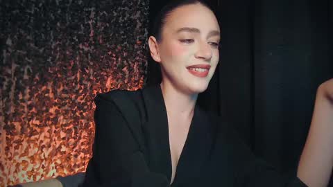 Snapshot of ivyjonson chatting on 03.01.25 Miss Ivy online show from 03.01.25