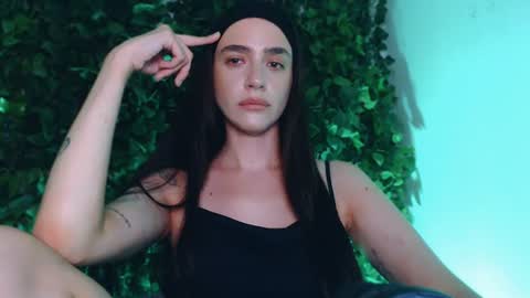 Miss Ivy online show from 07.17.26