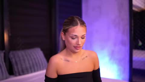 IvyRowa online show from 01.30.25