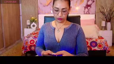 ivyshine7 online show from 08.02.26