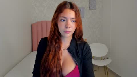 Snapshot of ivywhitmore chatting on 07.02.26 IVANA ALEJANDRA online show from 07.02.26