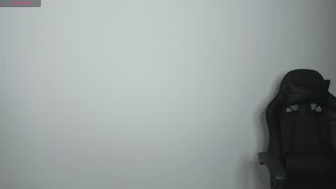 Snapshot of ivyy_scott chatting on 06.23.26 Ivvy online show from 06.23.26