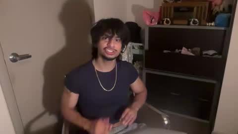 Snapshot of iwannabeagarden chatting on 11.13.25 N online show from 11.13.25