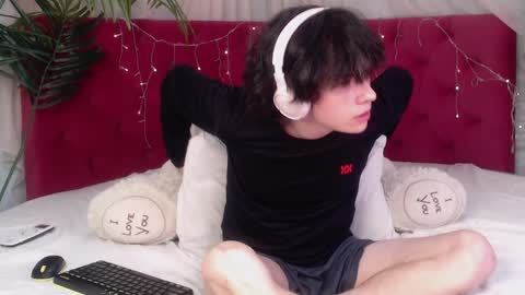 Maxim online show from 01.15.25