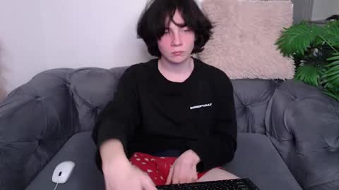 Maxim online show from 02.14.25