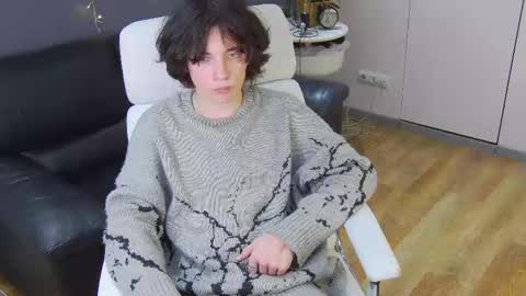 Maxim online show from 02.21.25