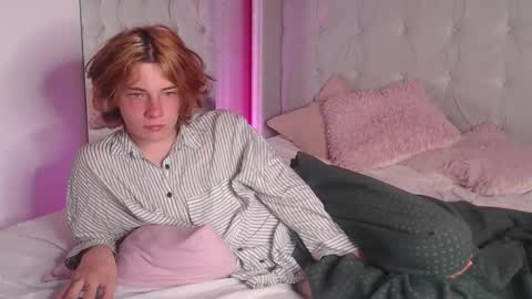 Maxim online show from 09.30.25