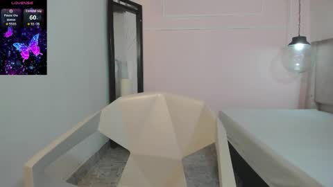 izelevans online show from 03.21.26