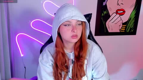 Snapshot of izyzys_baker chatting on 01.11.25 hot izys online show from 01.11.25