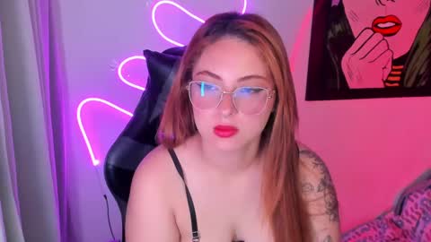 Snapshot of izyzys_baker chatting on 03.11.25 hot izys online show from 03.11.25