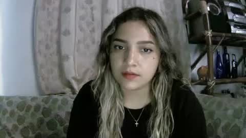 izzy_32 online show from 04.06.26