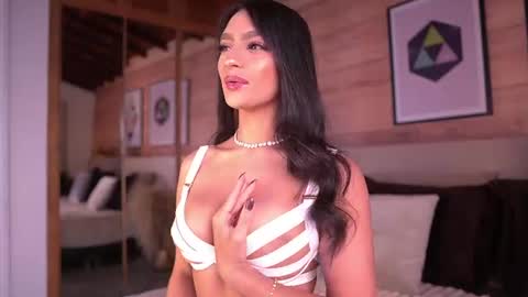 izzywild1 online show from 07.23.26