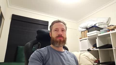 Snapshot of j0hnny_thunder chatting on 10.31.25 Johnny Thunder online show from 10.31.25