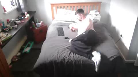 Snapshot of j281133 chatting on 09.17.25 Big 8 online show from 09.17.25