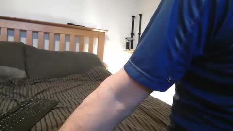 Snapshot of j281133 chatting on 11.09.25 Big 8 online show from 11.09.25