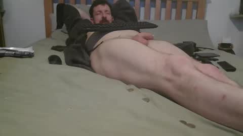 Snapshot of j281133 chatting on 12.04.25 Big 8 online show from 12.04.25