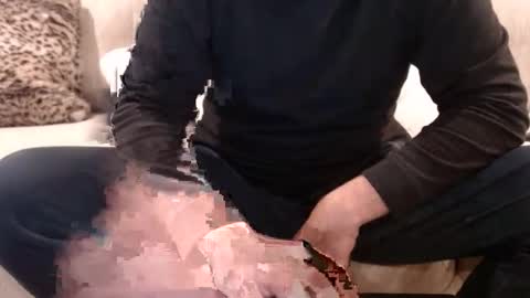 Snapshot of j335129 chatting on 12.19.25 James online show from 12.19.25