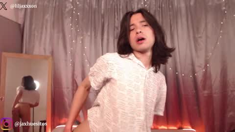 Hey im Jaxxxon check my info     online show from 05.06.26