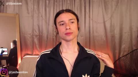 Hey im Jaxxxon check my info     online show from 06.06.26