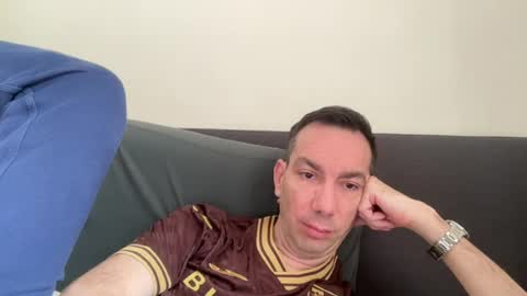 Snapshot of j_amessss chatting on 07.28.26 James online show from 07.28.26
