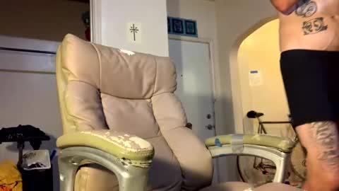 Snapshot of j_boogie_mane chatting on 10.07.25 j boogie online show from 10.07.25