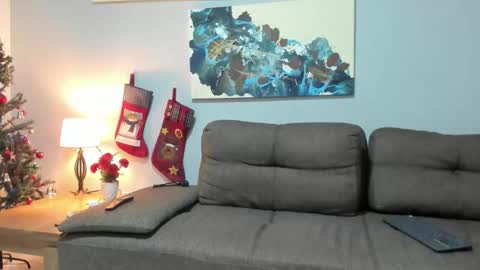 Calix  Independient model Insta and twt Calixsnake online show from 11.24.25