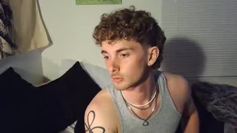 Snapshot of j_crisp chatting on 02.11.26 j_crisp online show from 02.11.26