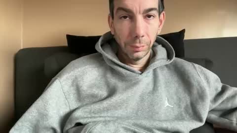 Snapshot of j_dc chatting on 11.19.25 j_dc online show from 11.19.25