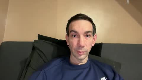 Snapshot of j_dc chatting on 11.28.25 j_dc online show from 11.28.25