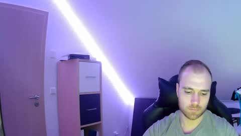 Snapshot of j_german783377 chatting on 01.27.25 here4y online show from 01.27.25