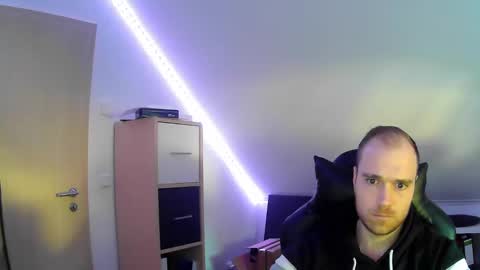 Snapshot of j_german783377 chatting on 02.02.25 here4y online show from 02.02.25