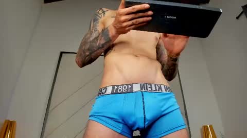Snapshot of j_king__ chatting on 06.18.26 J King online show from 06.18.26