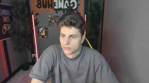 Snapshot of jack__wan chatting on 10.07.25 Jack online show from 10.07.25