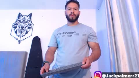 Snapshot of jack_master_muscle chatting on 11.12.25 jack and leah online show from 11.12.25