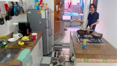 Snapshot of jack_s21 chatting on 11.25.25 Laick online show from 11.25.25