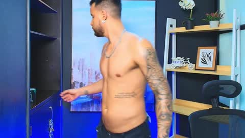 Snapshot of jackblanco_ chatting on 01.22.25 Jack White online show from 01.22.25