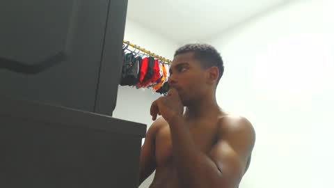 Snapshot of jackboy_22 chatting on 11.10.25 Jack online show from 11.10.25