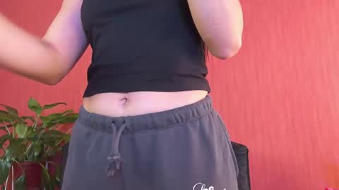 Snapshot of jackiie_ chatting on 07.16.26 jackiie_ online show from 07.16.26