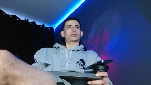 Snapshot of jackk_ho chatting on 01.08.25 Jack online show from 01.08.25