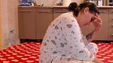alex and alice online show from 05.13.26