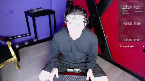 Snapshot of jackson_n_scarlett chatting on 11.28.25 Jackson n Scarlett online show from 11.28.25