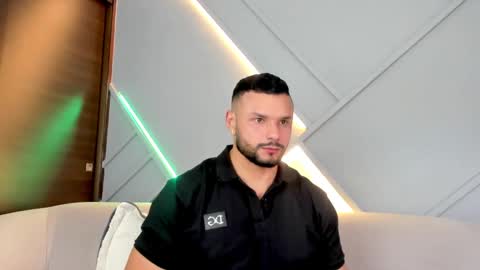 Snapshot of jackson_wayne__ chatting on 02.14.25 Jackson Wayne online show from 02.14.25