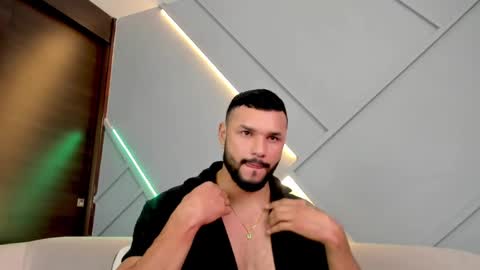 Snapshot of jackson_wayne__ chatting on 03.03.25 Jackson Wayne online show from 03.03.25